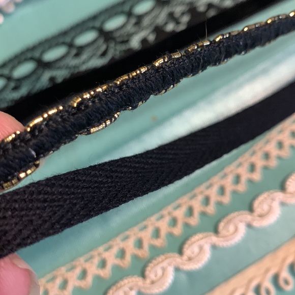80 yards Vintage Trim for sewing - Picture 6 of 7